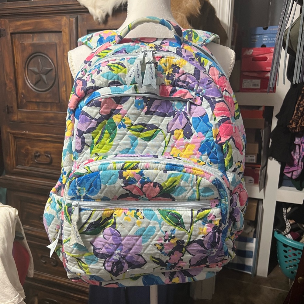Vera Bradley Large Essential Backpack 🎒